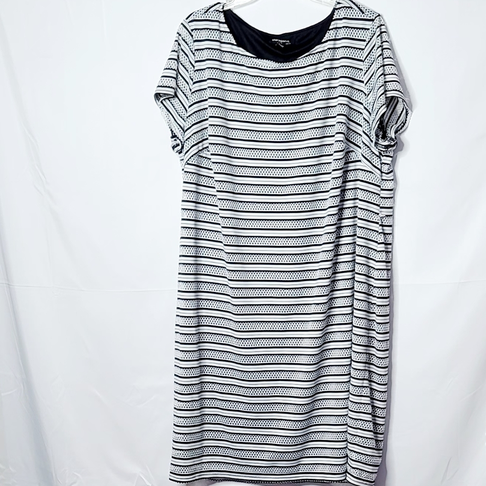 Sharagano scoop neck short sleeve striped dress sz 22W